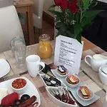 Admiral 4* Scarborough