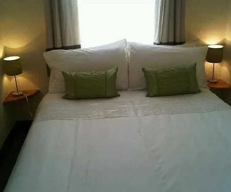 Admiral Hotel 4*